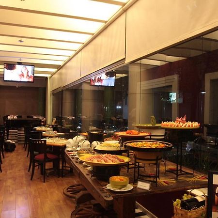 Estanplaza International Hotel São Paulo Kültér fotó