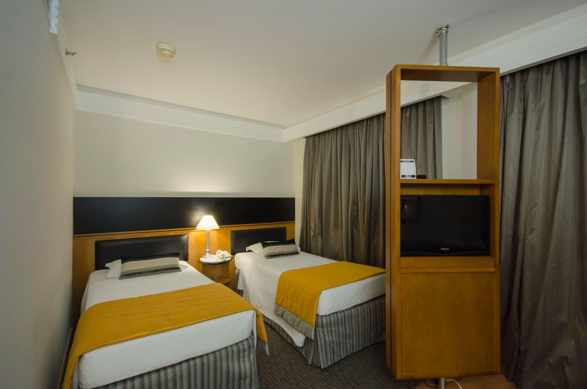 Estanplaza International Hotel São Paulo Kültér fotó